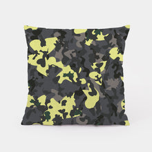 Lade das Bild in den Galerie-Viewer, Kuschelkissen Camo Amarelo
