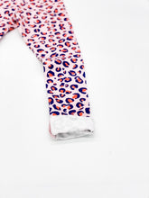 Load image into Gallery viewer, BIO Leggings LEO ROSE - Morro do Papagaio Kollektion

