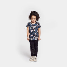 Load image into Gallery viewer, Yascha Dark Blue
