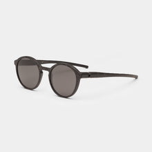 Load image into Gallery viewer, Voyou x arthelps sunglasses un / hide II
