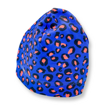 Lade das Bild in den Galerie-Viewer, BIO Beanie BLUE/ORANGE - Morro do Papagaio
