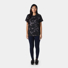 Lade das Bild in den Galerie-Viewer, LORINSER x UN/HIDE T-Shirt
